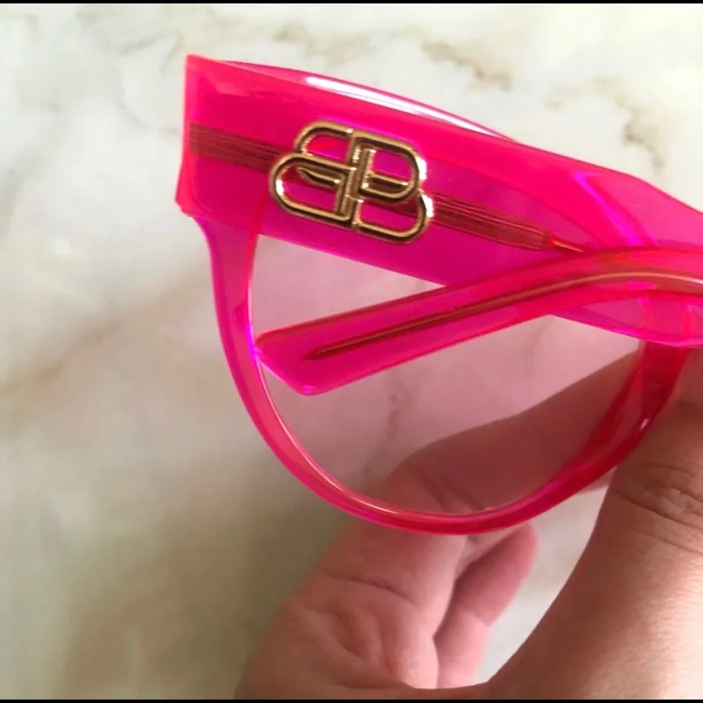 BALENCIAGA PINK SUNGLASSES. NWOT SOLD OUT EVERYWHERE! RARE! - Picture 5 of 9